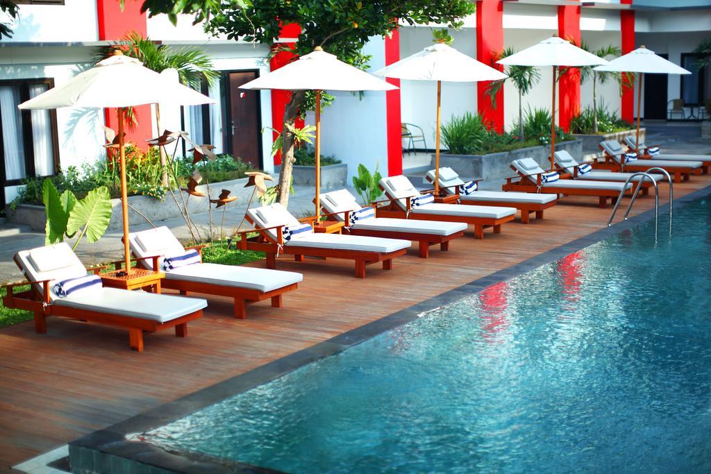 Ozz Hotel Kuta Lombok Exterior foto